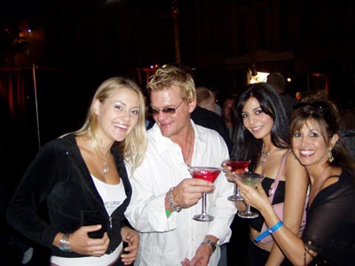 attractive people networking